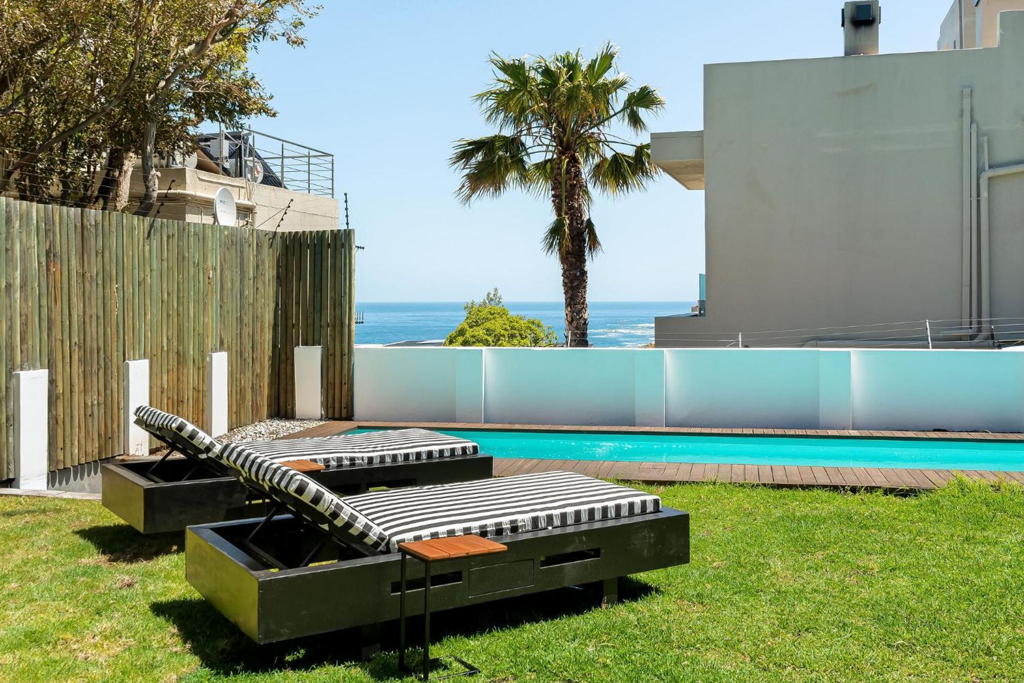 Neighbourgood 1St Crescent Camps Bay Hotel Кейптаун Екстериор снимка