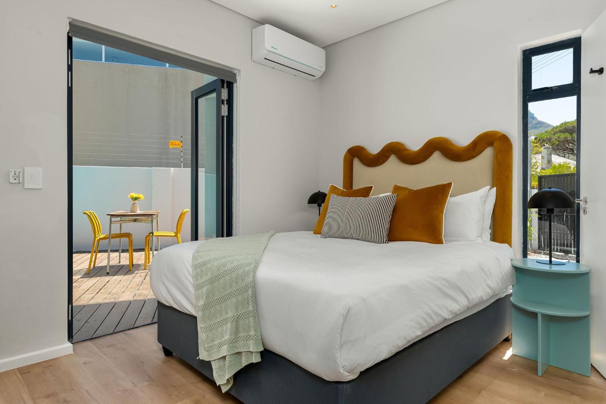 Neighbourgood 1St Crescent Camps Bay Hotel Кейптаун Екстериор снимка